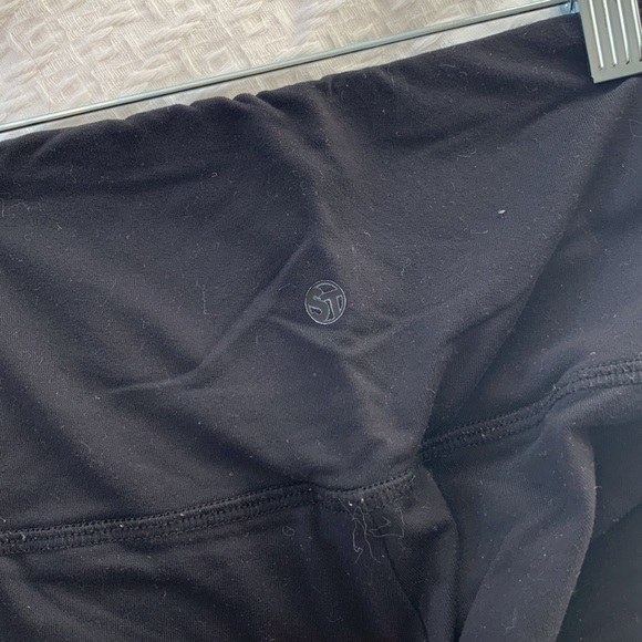 STRUT THIS‎ Space Pattern Leggings - Picture 7 of 7